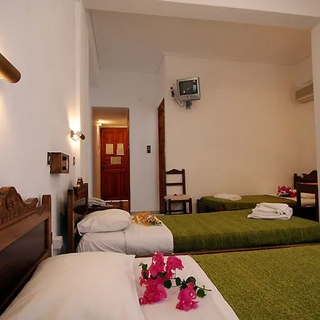 Amaryllis Hotel Perissa (Santorini)